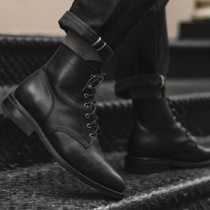 Lace Up President Boot